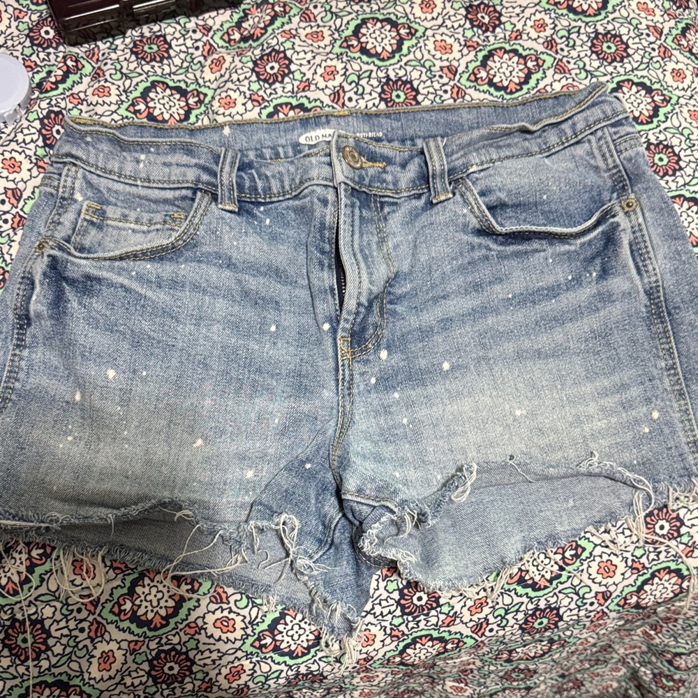 Old Navy Light Blue Distressed Jean Shorts size 6